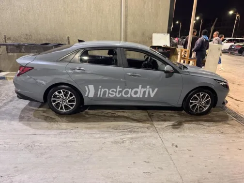 Hyundai Avante 2021 Dark Gray Used for Sale - 9