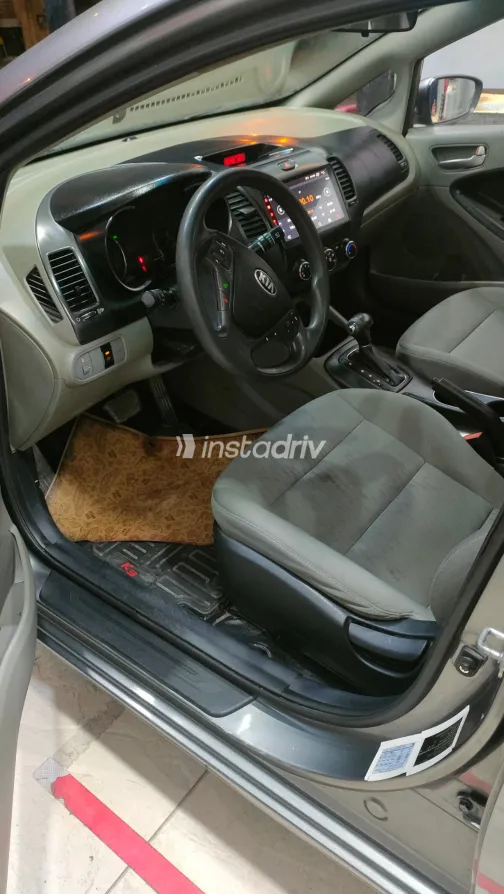 Kia Cerato 2015 Gray Used for Sale - 4