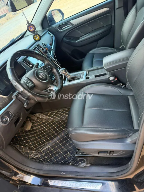 ام جى ار اكس 5 2021 أسود مستعملة للبيع - 2