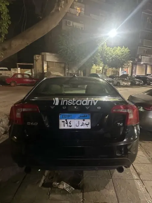 Volvo S60 2015 Black Used for Sale - 4