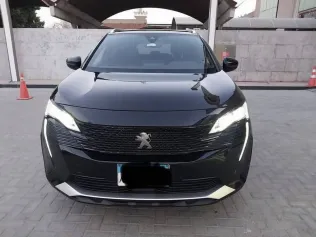 Peugeot 5008 2022 White Used for Sale