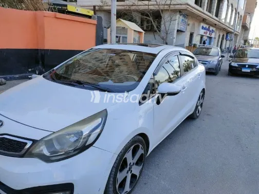 Kia Rio 2013 White Used for Sale - 2