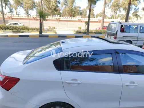 Kia Rio 2013 White Used for Sale - 6