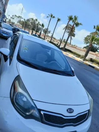 Kia Rio 2013 White Used for Sale