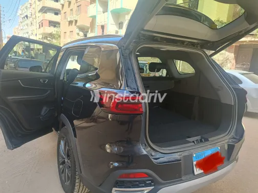 Chery Tiggo 8 2021 Black Used for Sale - 3