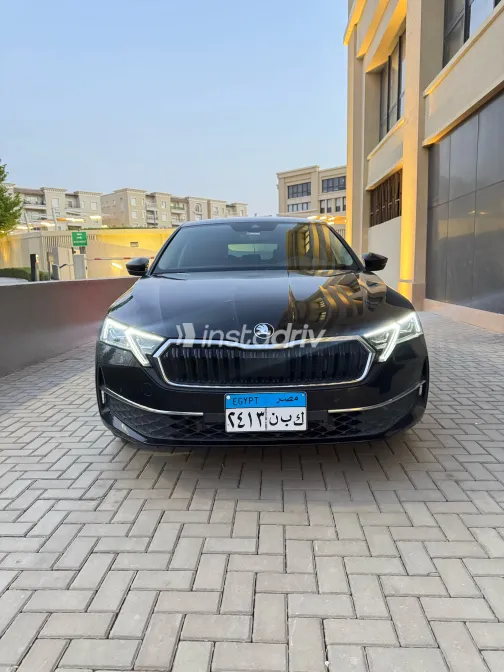 سكودا اوكتافيا 2025 أسود مستعملة للبيع - 8