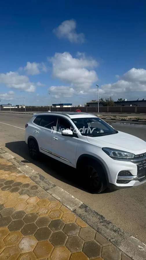 Chery Tiggo 8 2022 White Used for Sale - 5