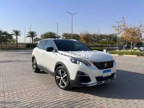 بيجو 3008 2019 أبيض مستعملة للبيع - 7