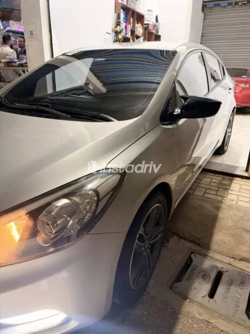 Kia K3 2016 Silver Used for Sale - 10