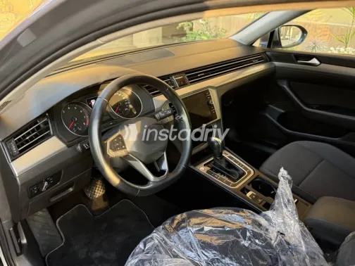 Volkswagen Passat 2021 Gray Used for Sale - 2