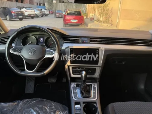 Volkswagen Passat 2021 Gray Used for Sale - 3