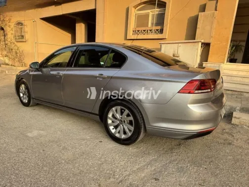 Volkswagen Passat 2021 Gray Used for Sale - 7