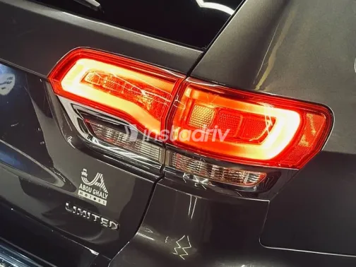 Jeep Grand Cherokee 2016 Brown Used for Sale - 8
