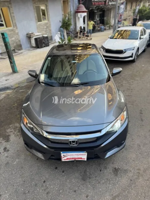 Honda Civic 2018 Gray Used for Sale - 3