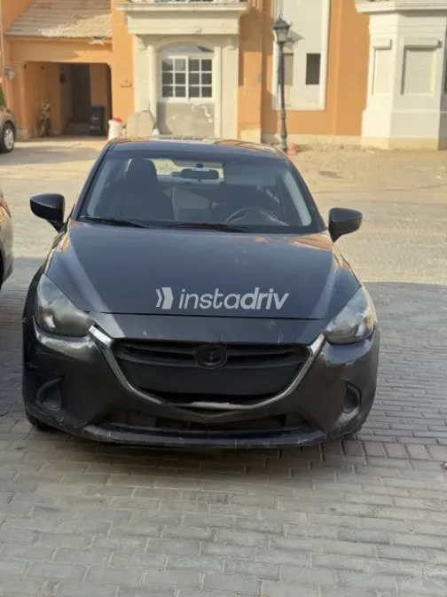 Mazda 2 2016 Gray Used for Sale - 1