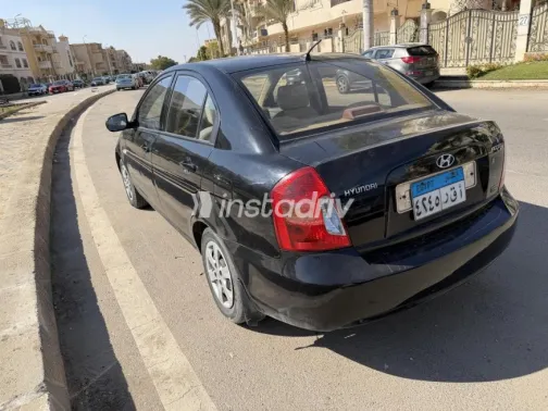 هيونداي اكسنت 2010 أسود مستعملة للبيع - 8