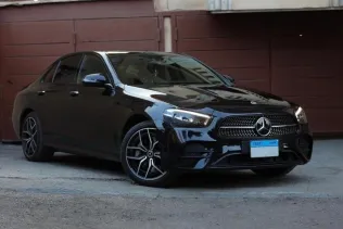 مرسيدس E 300 2022 أسود مستعملة للبيع
