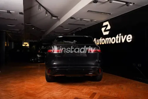 Jaguar F-Pace 2023 White Used for Sale - 2