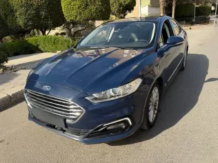 فورد فيوجن 2020 أزرق غامق مستعملة للبيع
