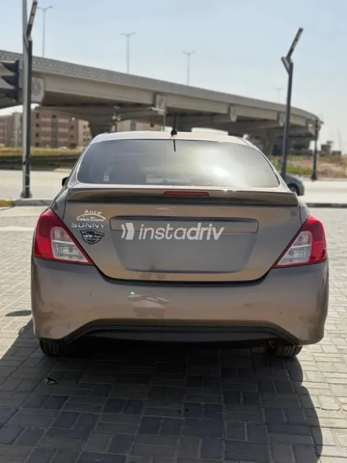 Nissan Sunny 2023 White Used for Sale - 4