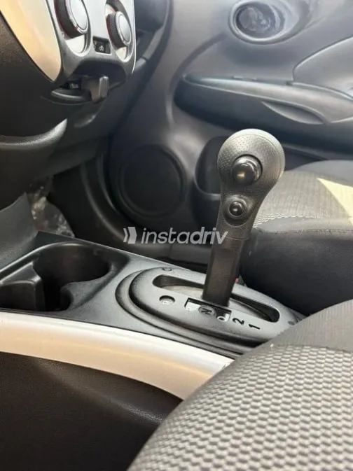 Nissan Sunny 2023 White Used for Sale - 10