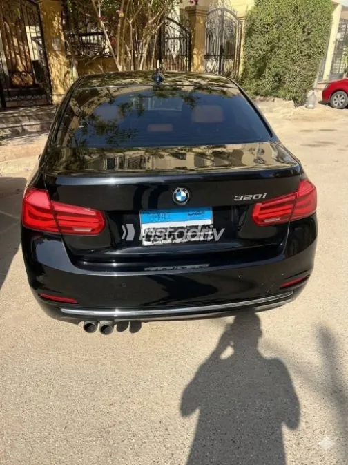 BMW 320 2019 White Used for Sale - 4