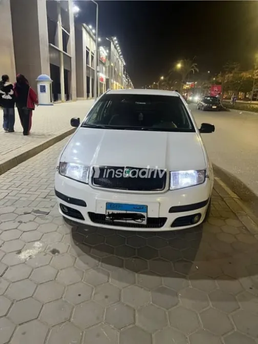 Skoda Fabia 2005 White Used for Sale - 5