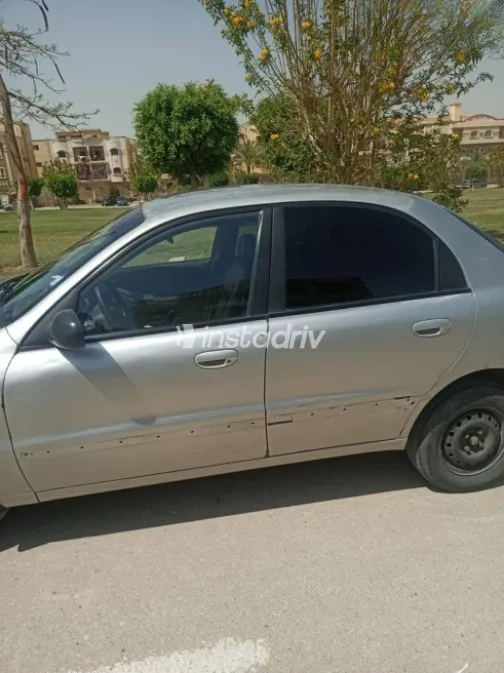 Chevrolet Lanos 2015 Silver Used for Sale - 3