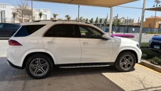 مرسيدس جي ال اي 450 2024 أبيض مستعملة للبيع