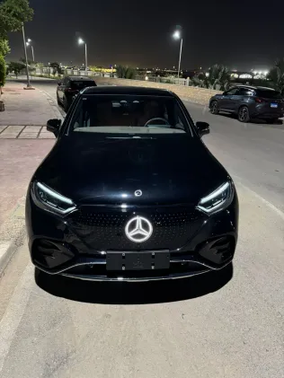 مرسيدس E 350 2024 أسود مستعملة للبيع