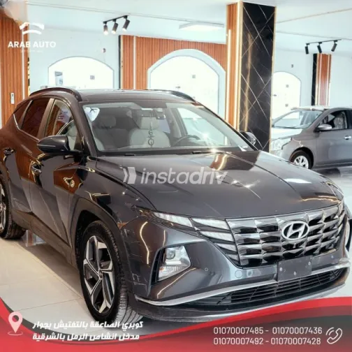 Hyundai Tucson 2023 Gray Used for Sale - 5