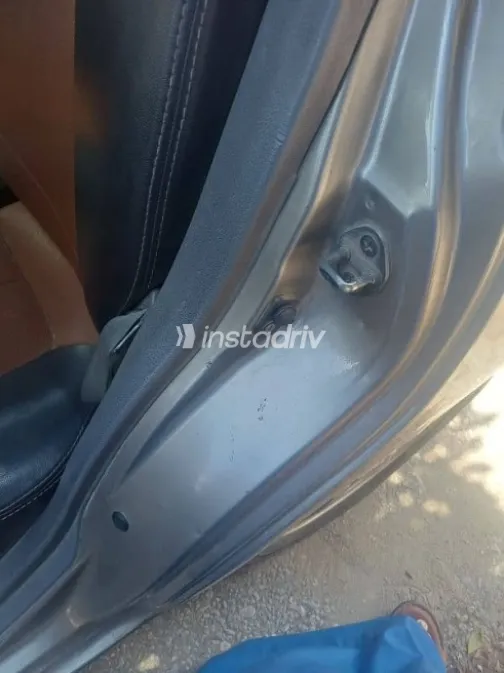 هيونداي فيرنا 2014 فضي مستعملة للبيع - 6