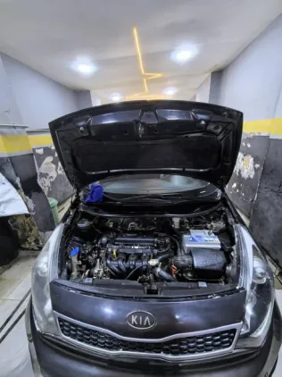 Kia Rio 2017 White Used for Sale