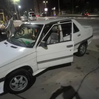 رينو 9 1988 أبيض مستعملة للبيع