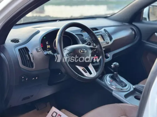 Kia Sportage 2016 White Used for Sale - 9