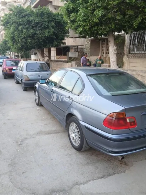 بي ام دبليو 318 1999 رمادي غامق مستعملة للبيع - 4