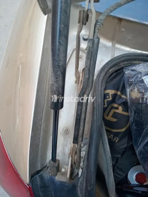اسبيرانزا M11 2010 ذهبي مستعملة للبيع - 7