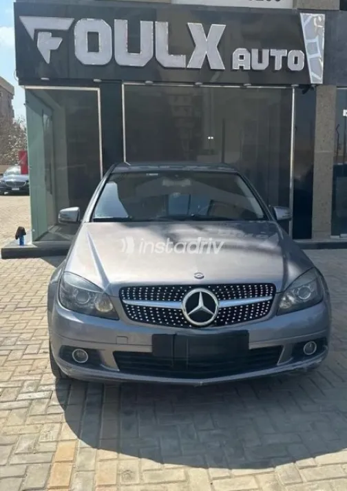 Mercedes C 180 2010 Gray Used for Sale - 1