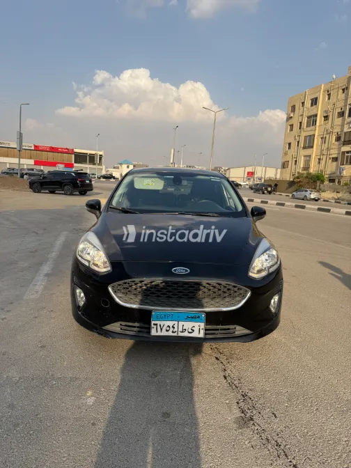 فورد فيستا 2019 أسود مستعملة للبيع - 4