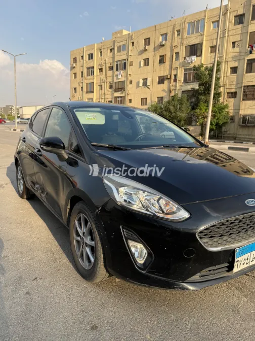 فورد فيستا 2019 أسود مستعملة للبيع - 5