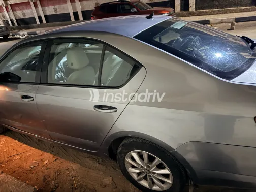 سكودا اوكتافيا A7 2014 رمادي مستعملة للبيع - 7