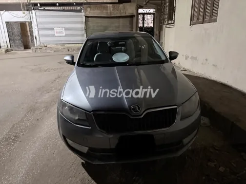 سكودا اوكتافيا A7 2014 رمادي مستعملة للبيع - 8