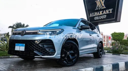 Volkswagen Tiguan 2025 Silver Used for Sale - 3