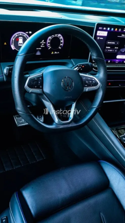 Volkswagen Tiguan 2025 Silver Used for Sale - 10
