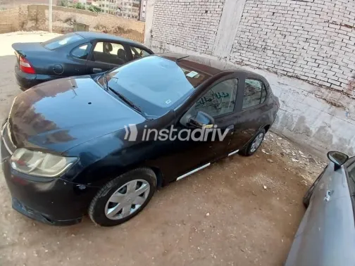 Renault Logan 2015 Black Used for Sale - 1