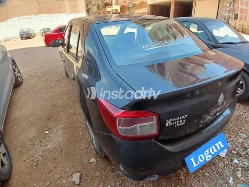 Renault Logan 2015 Black Used for Sale - 4