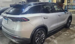 بايك X7 2023 أبيض مستعملة للبيع