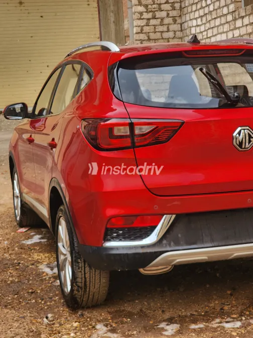 MG ZS 2024 Red Used for Sale - 4