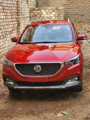MG ZS 2024 Red Used for Sale