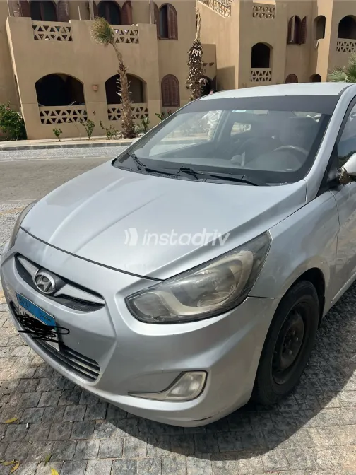 Hyundai Accent RB 2011 Silver Used for Sale - 3